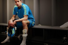 欧洲杯冠军悬念：战术布局成就奇迹！，欧洲杯冠军集锦