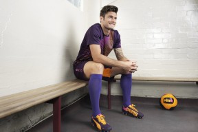 巴萨防线脆弱，3-3平布鲁日，弗里克需尽快调整阵容，巴萨主场不败