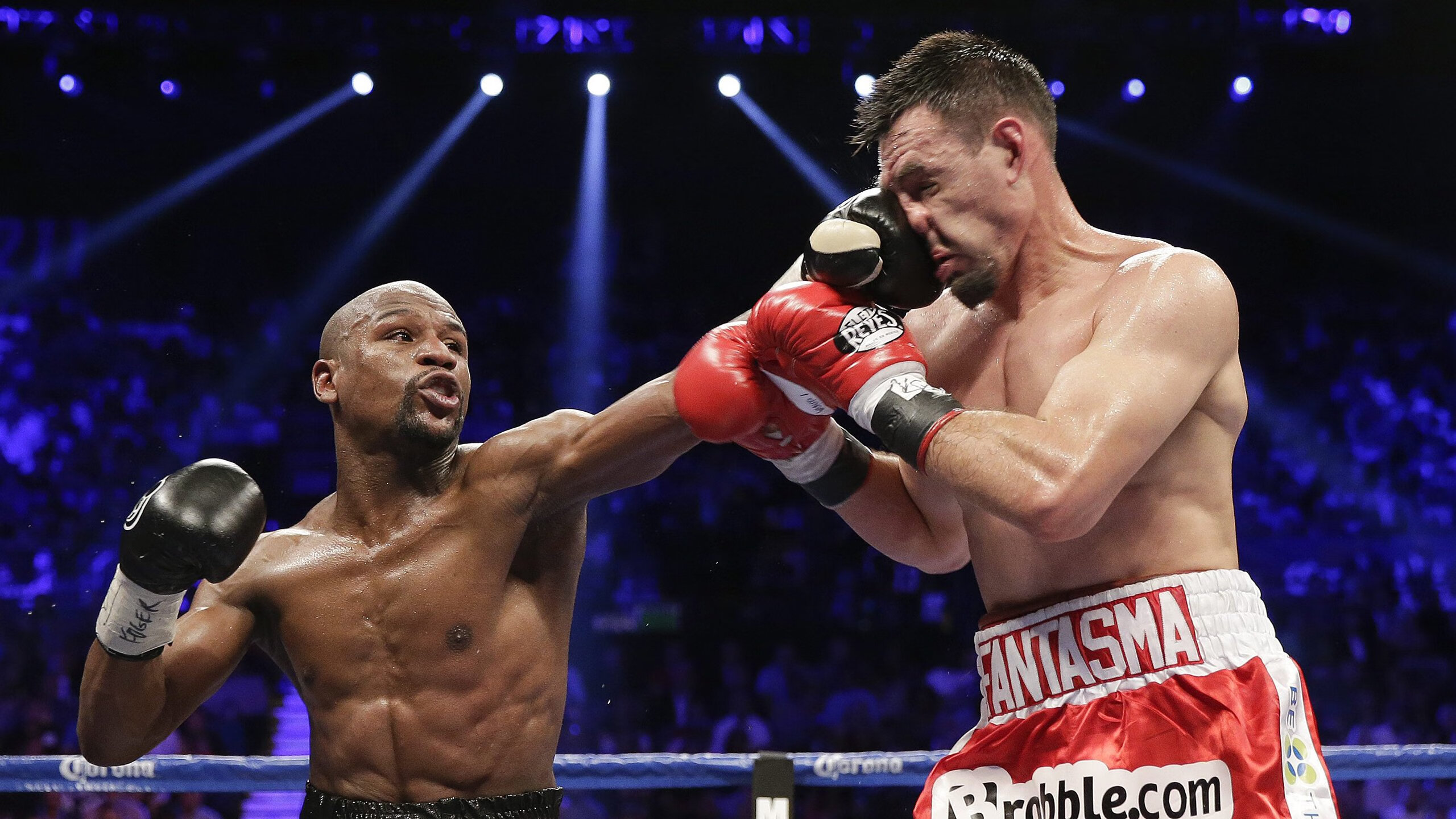 篮网后卫组织全队进行加练提升默契度，篮网后面还要补强吗