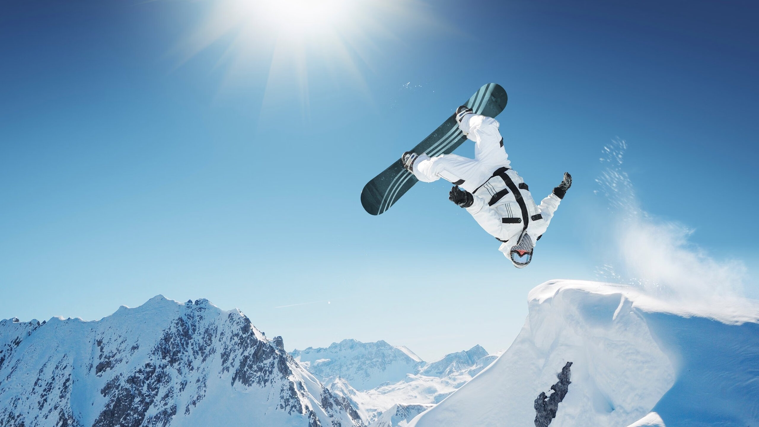 科技股“夜凉如水”，创业板指数重挫